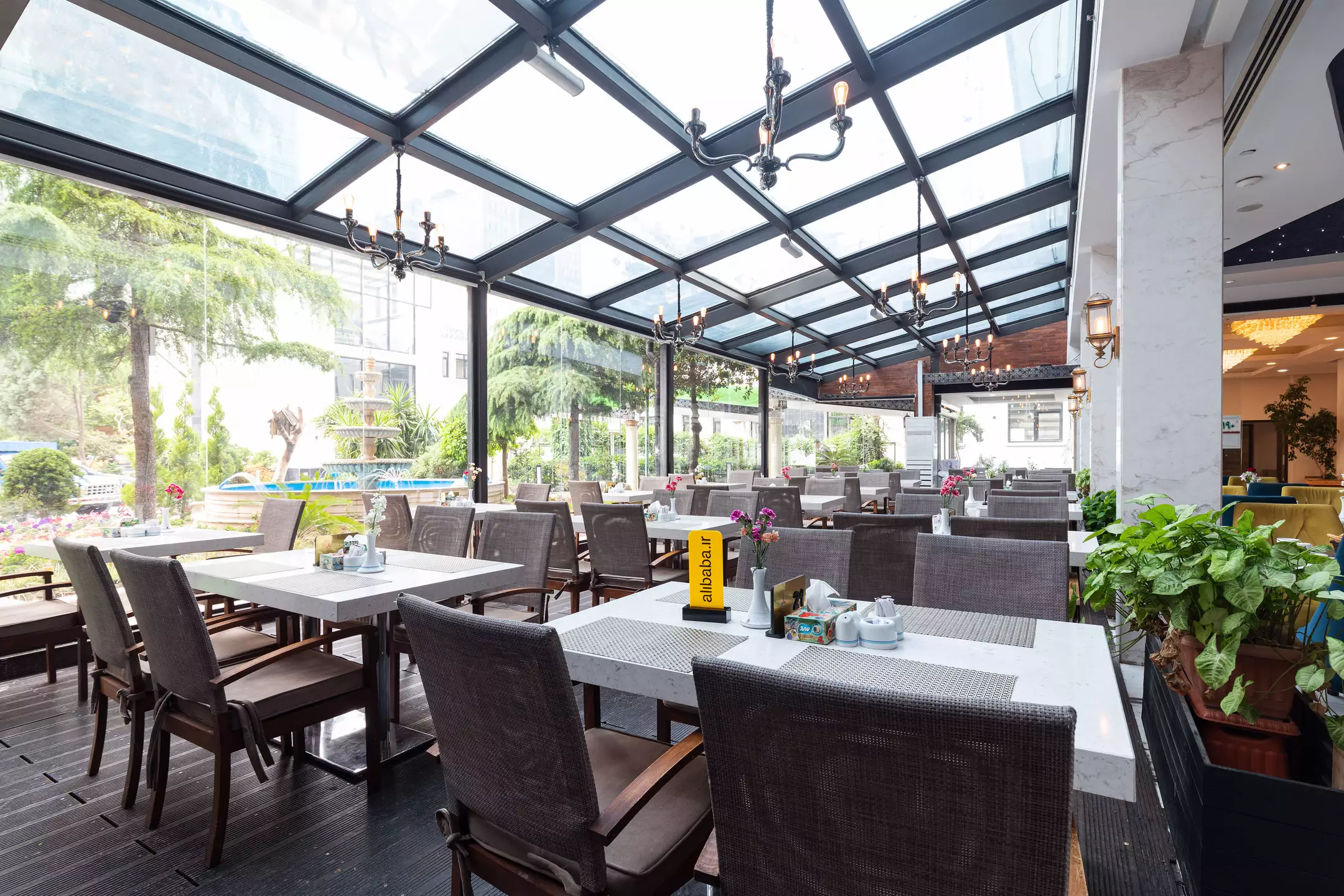 هتل پارسیان انقلاب تهران